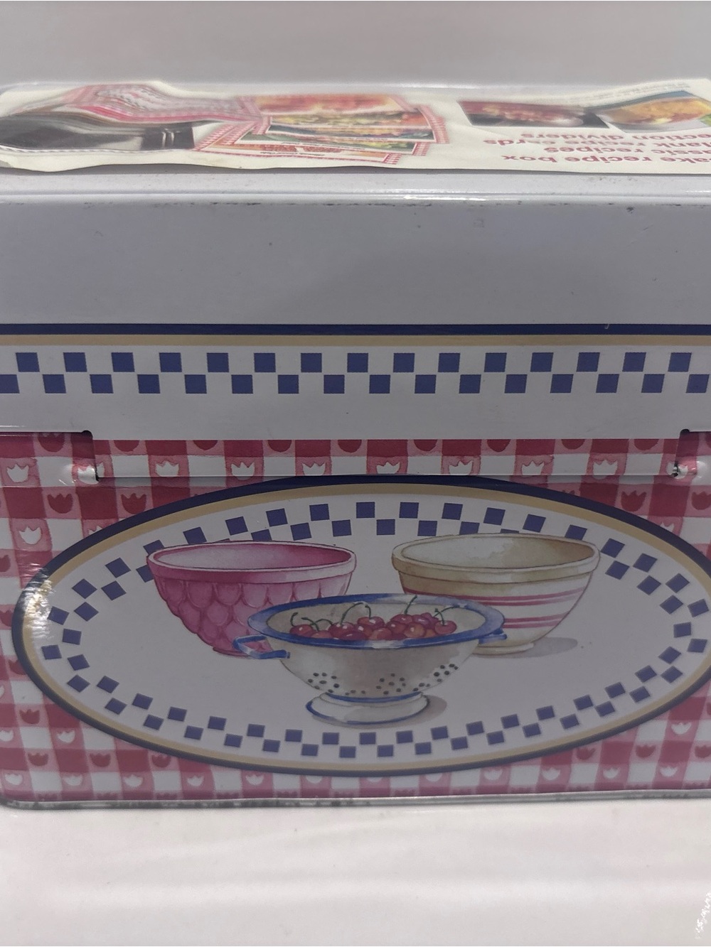 Vintage Betty Crocker metal recipe holder tin w cards and dividers gingham red - Picture 4 of 6